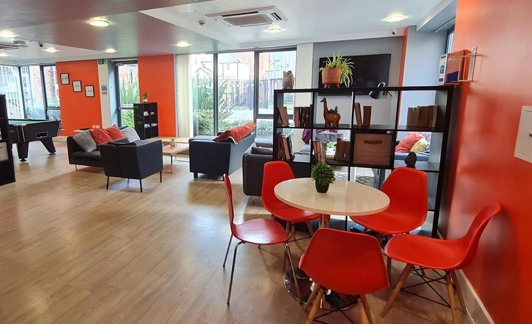 For Students Only Student Roost Tramways Chester Apartment